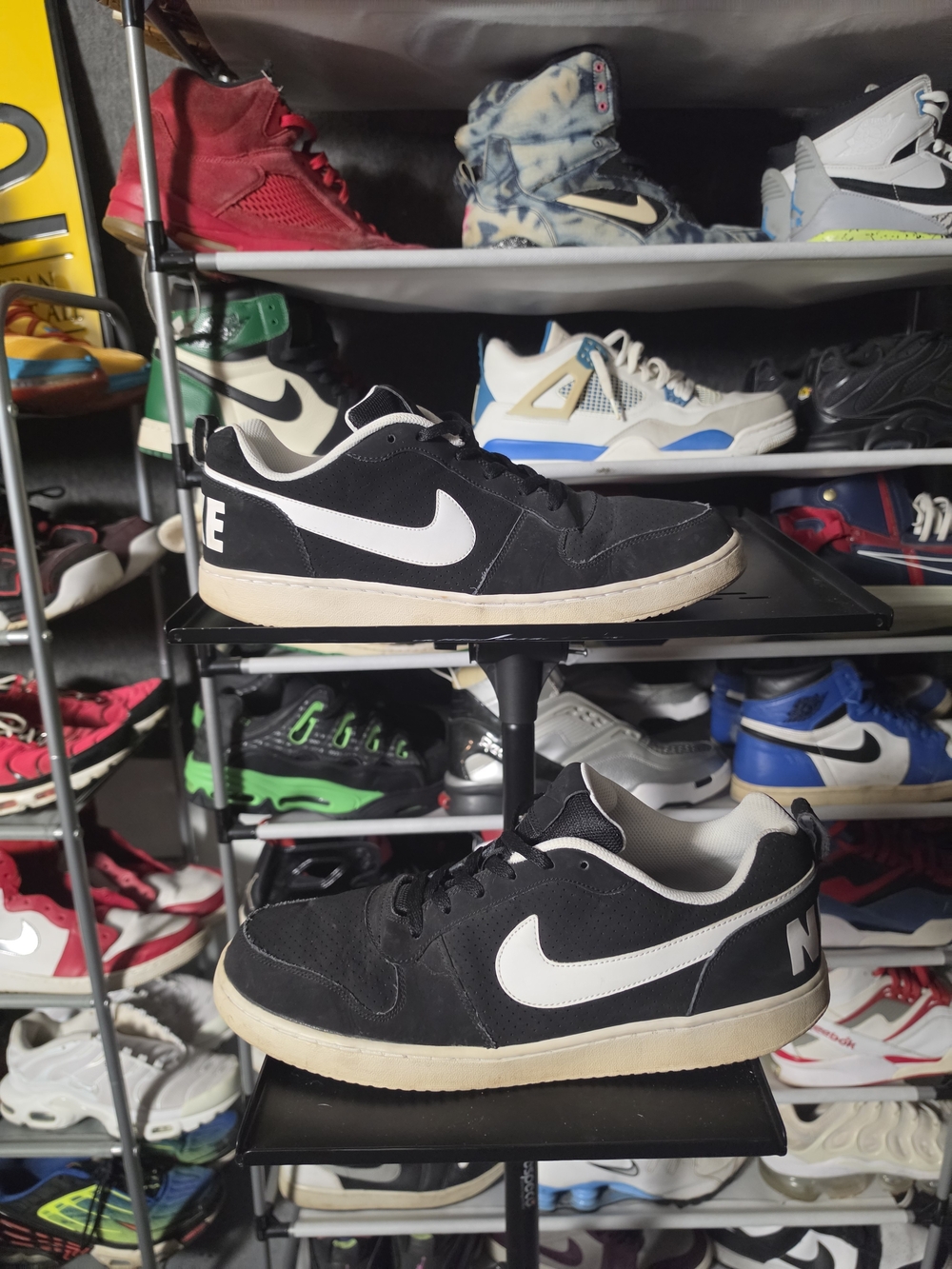🔥 Nike Black Court Borough Size 14 and White Men's Athletic Shoes